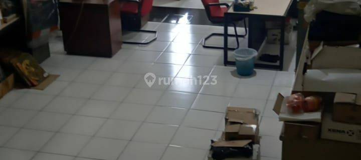 Ruko Bagus siap pakai di setrasari plaza  1