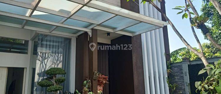 Rumah 3 Lantai di ciwaruga bawah dekat polban 1