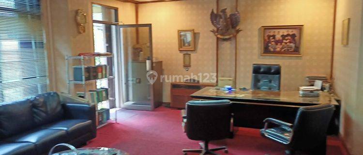 Bangunan Kantor Di Mainroad Strategis Di Area Pertokoan 1