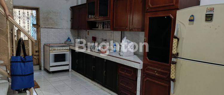 RUMAH MURAH FULL FURNISHED DEKAT INTI KOTA COCOK UNTUK DIJADIKAN TEMPAT TINGGAL, KANTOR, RUMAH MAKAN, TEMPAT USAHA DLL 1