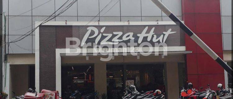 SEWA EKS RESTAURANT PIZZA, LOKASI STRATEGIS , MRMILIKI LAHAN PARKIR SENDIRI  1