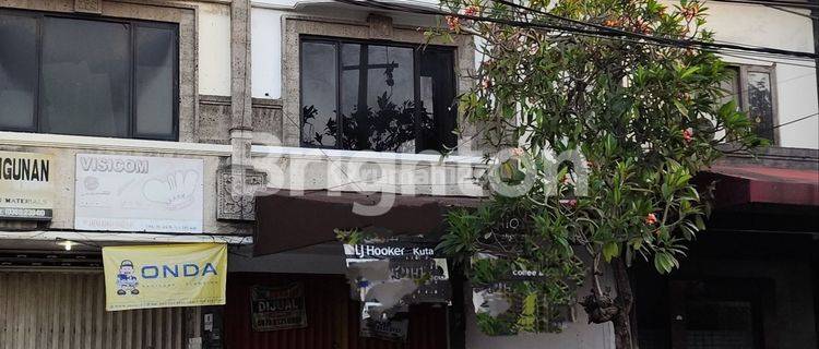 3-storey shophouse in strategic location Renon 1