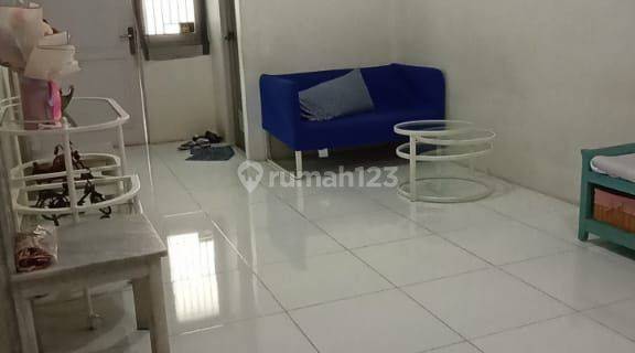 Rumah 2 Lantai Bebas Banjir Di Graha Raya Bintaro S8121 1