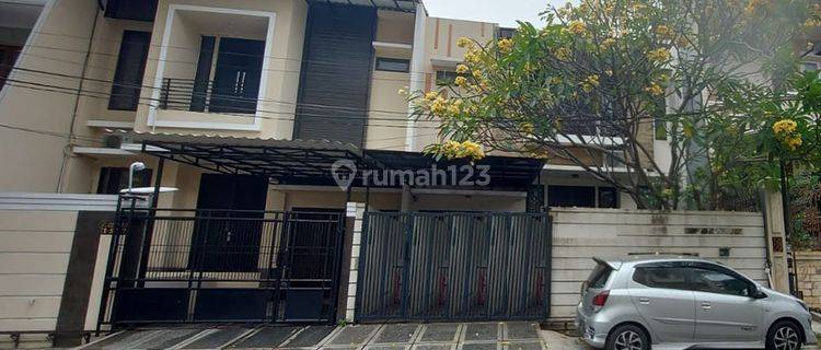 Disewa Rumah Puri Indah Sudah Renovasi Semi Furnished 1