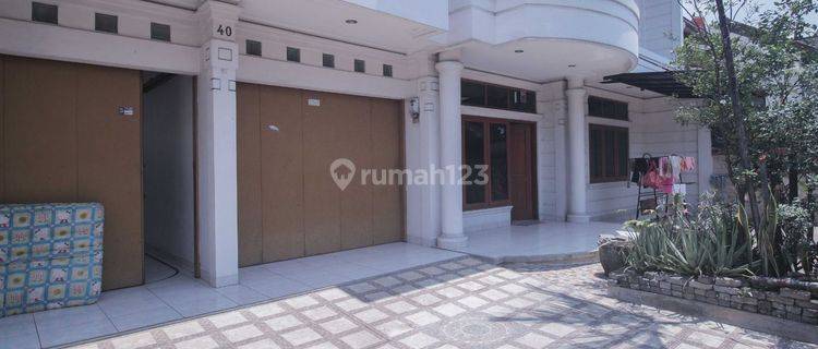 Rumah 2 Lantai Sayap Karapitan Bandung SHM 1