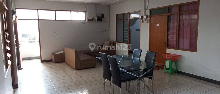 Rumah 2 Lantai Mainroad Ciumbuleuit Cocok untuk kost-kostan 1