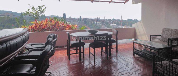 Villa for Rent in Cipaku, Bandung: Very Private, Nice View 1