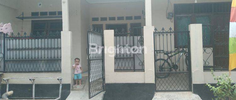 RUMAH 2 PINTU DI KOMPLEK TNI AL CIANGSANA 1