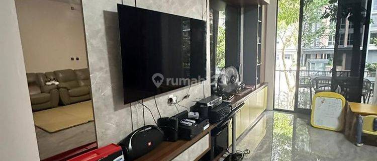 Rumah 3 Lantai Semifurnished di Lancewood Nava Park Bsd, Tangerang 1