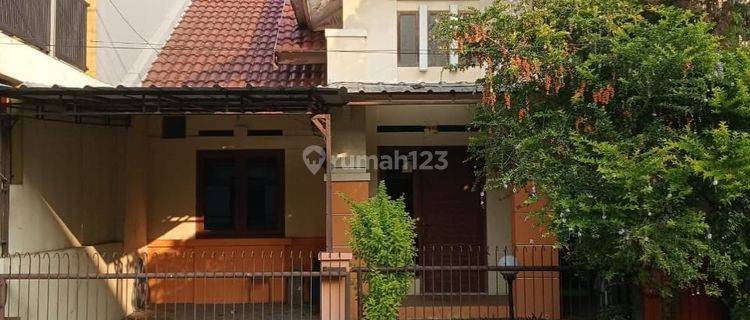 Dikontrakkan Rumah Di Komplek Kota Mas  1