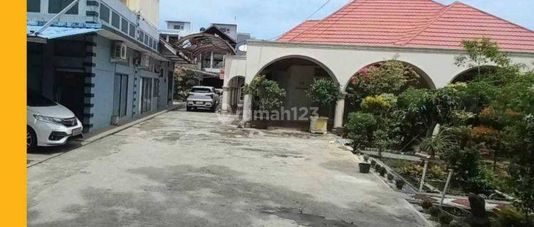 Jual Rumah Dekat Rumah Sakit M Djamil Padang di Jalan Utama Tanah Luas 1780m 1