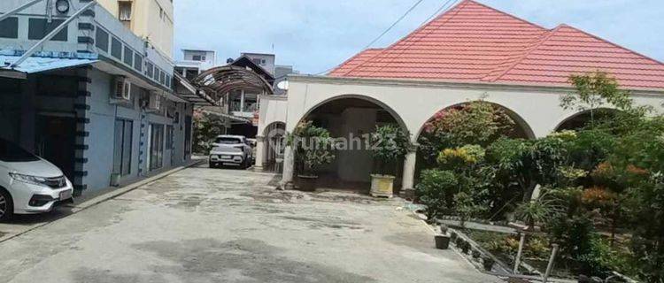 Investasi Rumah Menguntungkan Lokasi Strategis Bisa Untuk Guest House, Hotel, Kost Eksklusif  1