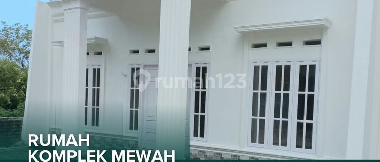 New House, Strategic Location in Elite Complex, 3 Bedrooms, Type 80, Promo 790jt, Bypass Air Pacah Padang 1