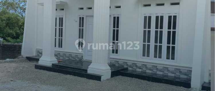 Housing Near Baiturrahmah and Bung Hatta Campuses, Ready to Occupy, 3-Bedroom Type 80, 690 Billion, Opposite Bypass TVRI 1