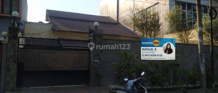 DIJUAL RUMAH DEKAT PINTU TOL YOS SUDARSO 1