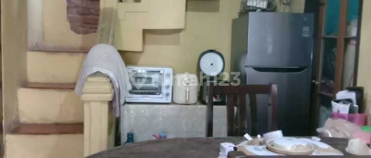 Rumah Nyaman Terawat Lokasi Ramai di Banjaran Raya 1