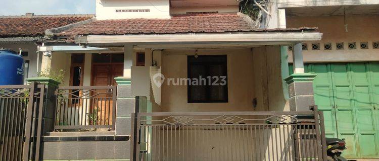 Rumah Lokasi Strategis Berada di Jalan Utama Limbangan, Garut 1