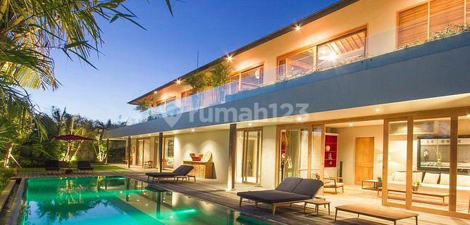 Villa with view of Padonan Canggu rice fields 1