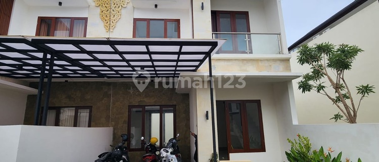Rumah Siap Huni One Gate System Dan Keamanan 24 Jam Di Mumbul 1