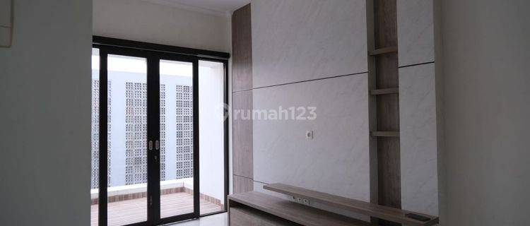 Rumah 2 Lantaisiap Huni Cluster Btari Summarecon Bandung 1