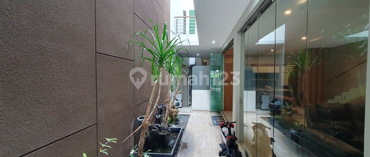 Nice House Semi-Furnished Good In Mekar Wangi 1