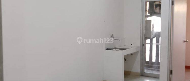 apartement green bay 2 BR Unfurnished Bagus 1