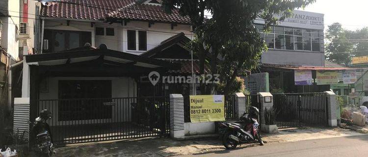 Rumah Pinggir Jalan Tengah Kota di Mayjen Ishak Djuarsa Lebar 18 meter nego Best Price 1