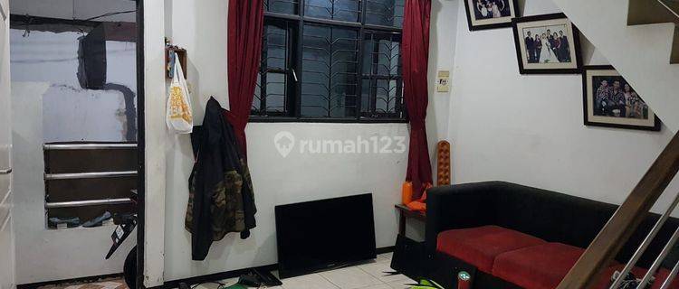 di jual rumah gedong panjang kota tua jakarta utara  1