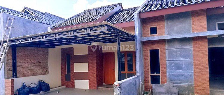 Rumah Selangkah ke  jl Ratna Jatibening Bekasi 1