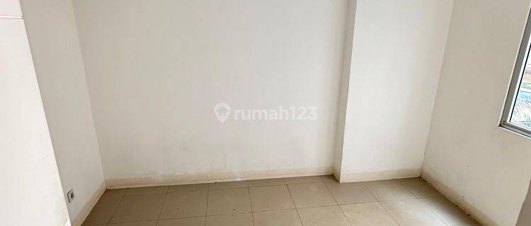 Dijual cepat Apartemen Bassura 2 Kamar Kosongan Lantai rendah view pool Basura City 1