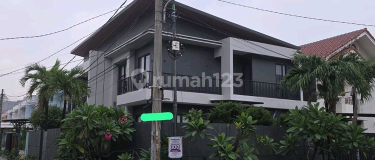 For Sale Rumah Mewah Siap Huni, Taman Tampak Siring, Daan Mogot Baru 1