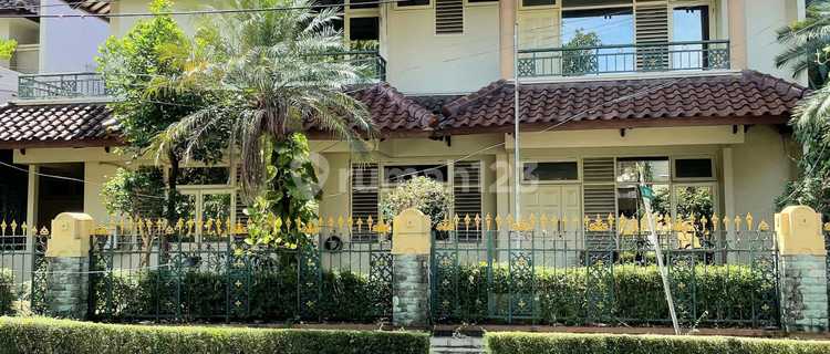 Rumah Bintaro Jaksel Murah Dalam Komplek Besar Privat Pool 1