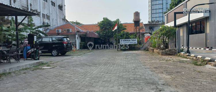 Disewakan Lahan Usaha Siap Pakai Di Daerah Utan Kayu Jakarta 1