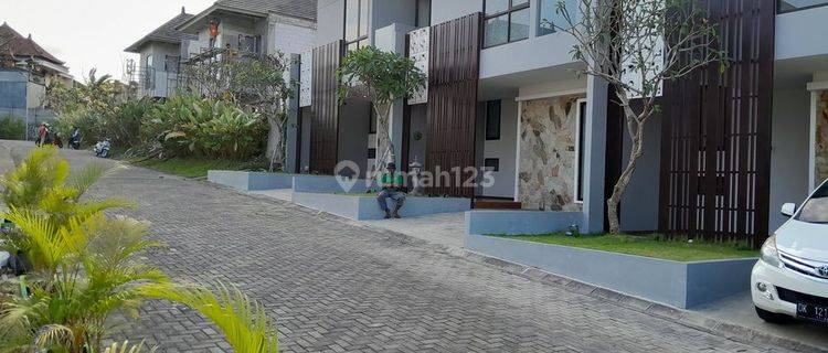 2 Storey House in East Denpasar Bali 2 Bedrooms  1