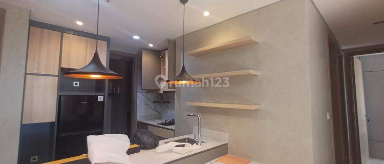 Disewakan Apartemen Gold Coast 3 Kamar Tidur Furnished 1