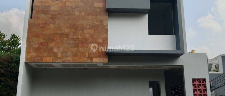 Rumah Baru 2 Lantai di Jalan Elang  1