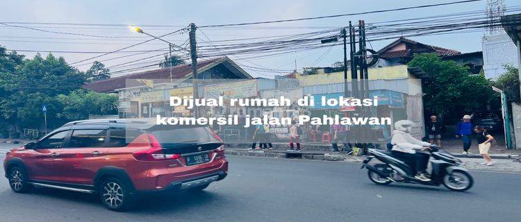 Rumah di Lokasi Komersil Jalan Raya Bondongan Bogor Selatan  1