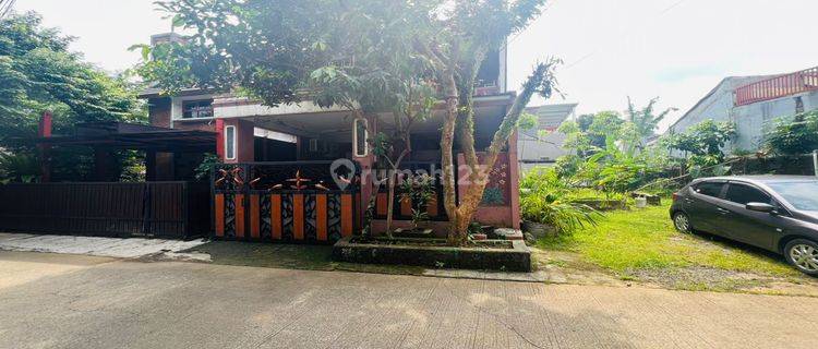  Rumah 3 Lantai Unfurnished Bagus Di MBR Dekat Summarecon 1