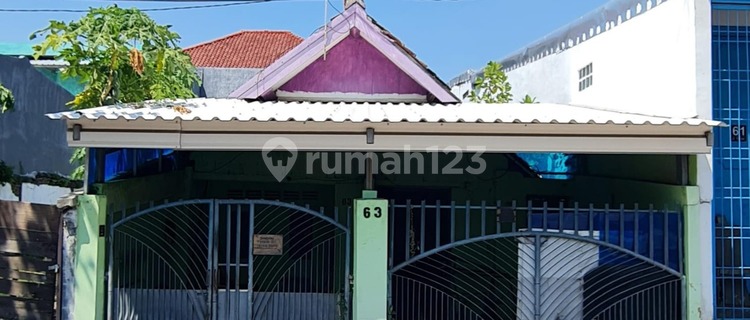 Old House, Land Calculation Ready for Use in North Semarang 1