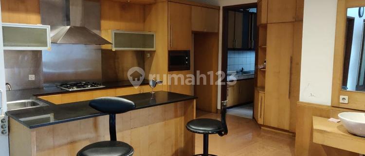 Semi Furnished 2-Story Rental Plus Fitness Room in Setra Duta 1