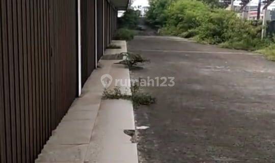 Gedung Lapangan Futsal Cocok Untuk Usaha Lokasi Pinggir Jalan, Tangerang 1