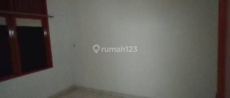 Rumah Sewa Luas 180 m 1,5 Lantai di Perumahan Duta Gardenia, Tangerang 1