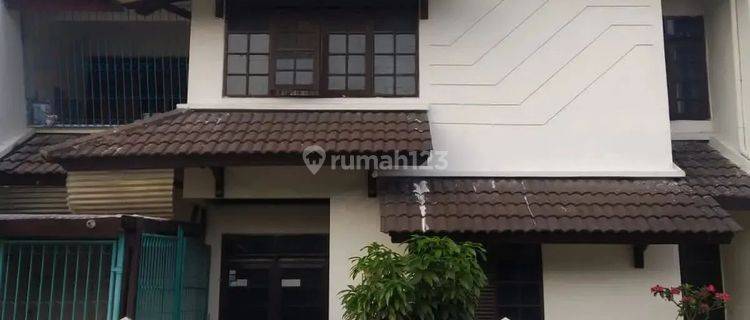 Rumah Siap Huni 2 Lantai di Kopo Permai  Bandung 1