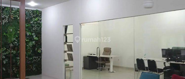 Rumah Terawat Cocok Kantor Siap Huni 2 Lantai di Kopo Permai  1