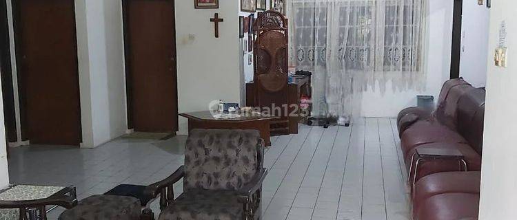 Rumah 1 Lantai Siap Huni Taman Kopo Indah 1 Bandung 1