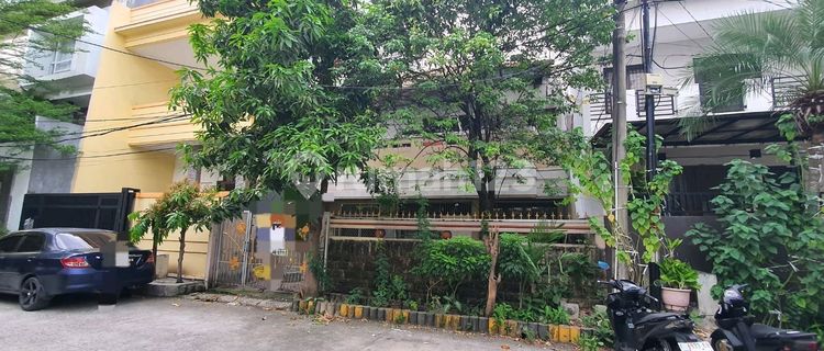 Old House For Sale In Sunter Metro Complex 1