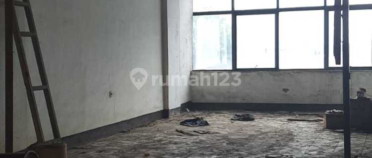 Rent / Sell Shop House on Salemba Street, Central Jakarta 1