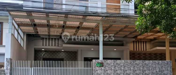 Beautiful House 2 Floors Ready to Occupied Sumbersari Wing 1