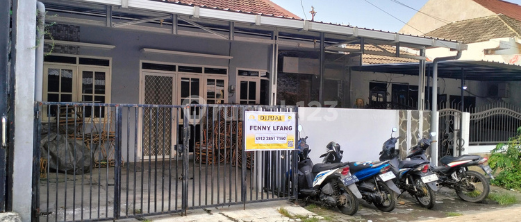 Rumah Bagus di Daerah Puri Anjasmoro, Semarang Barat. 1