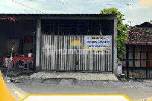 Ruko Strategis Dekat Pasar . Tengah Kota 1